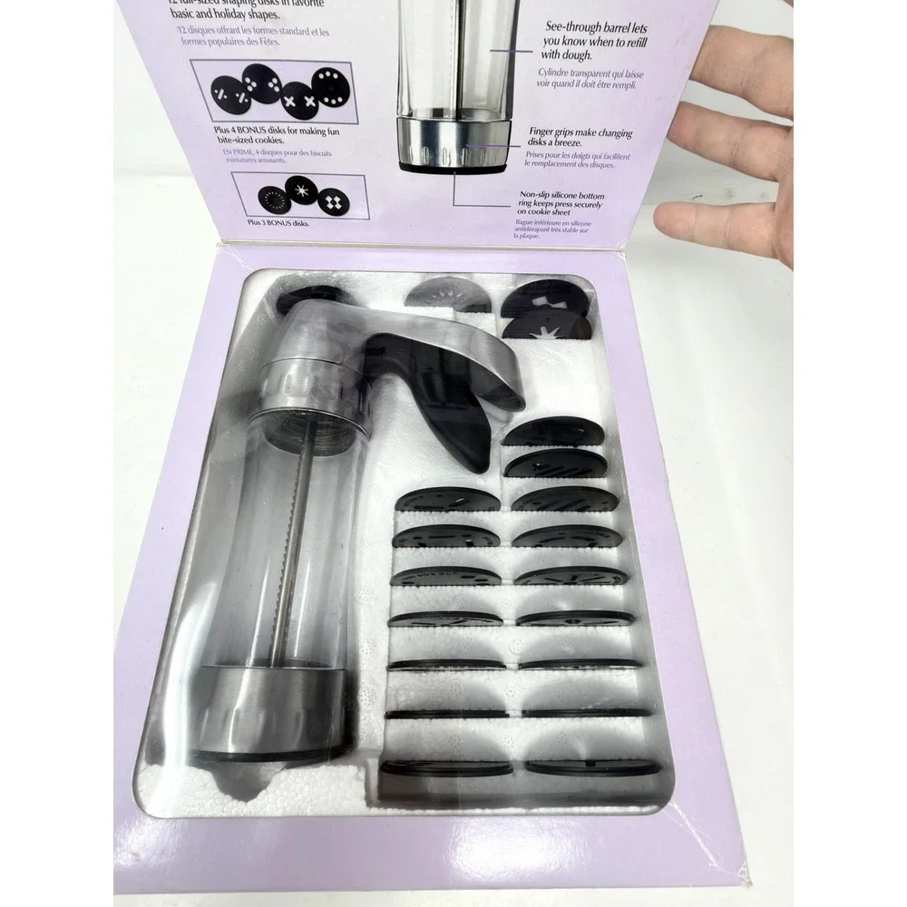 2010 Wilton Cookie Pro Ultra‎ II Soft-Grip Trigger Cookie Press Complete Set